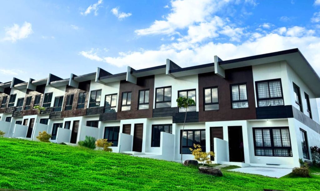 Sellers' Tarp