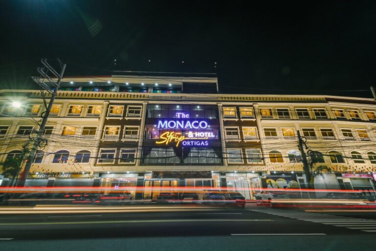 monaco strip 02